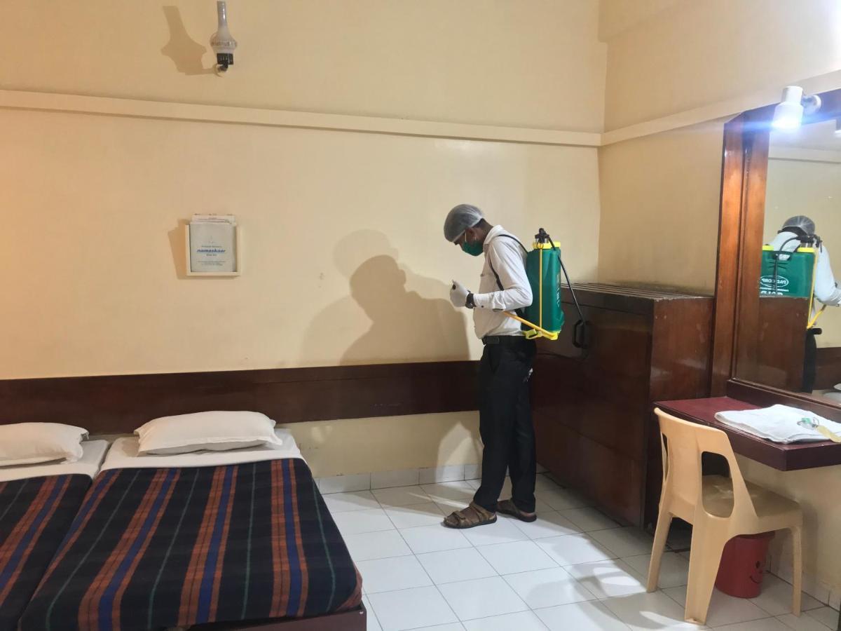 Maurya Residency Hotel Púna Kültér fotó