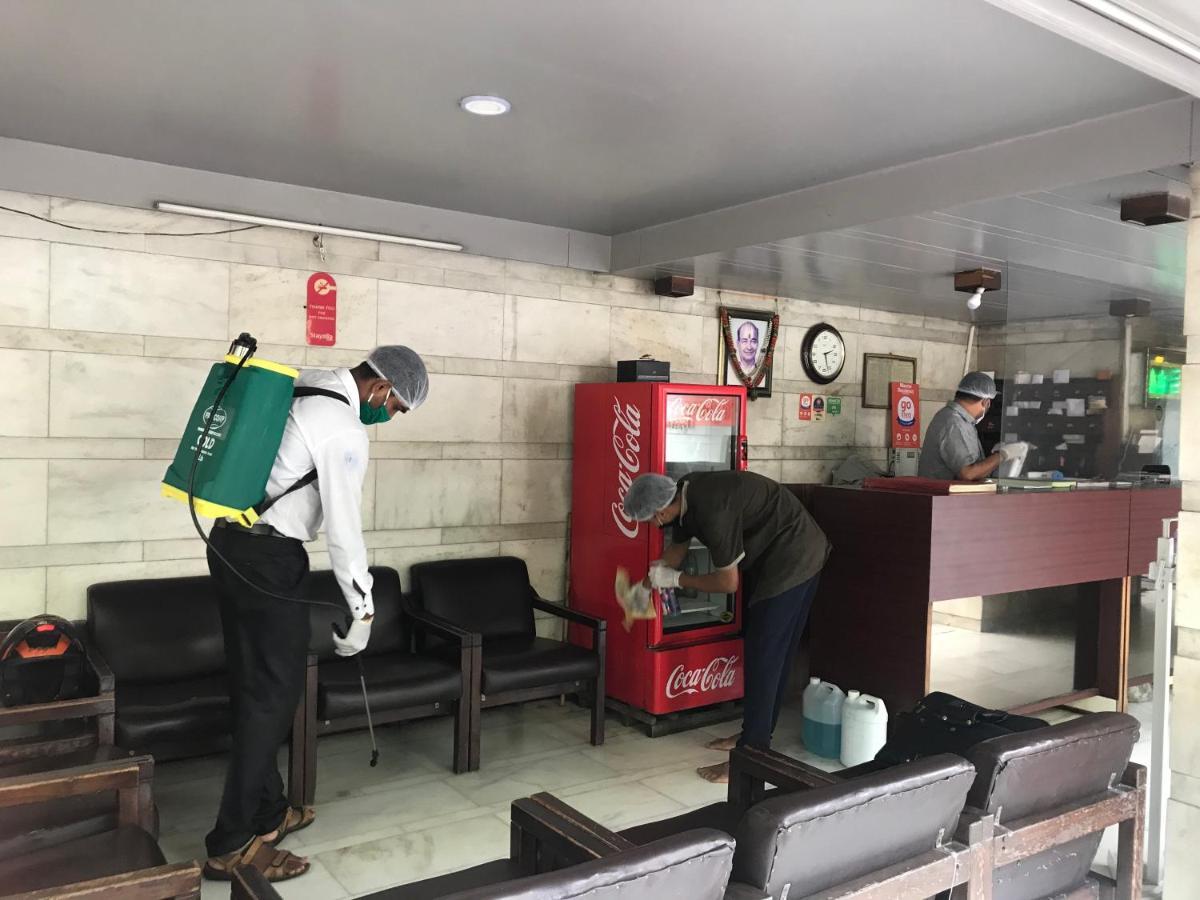 Maurya Residency Hotel Púna Kültér fotó