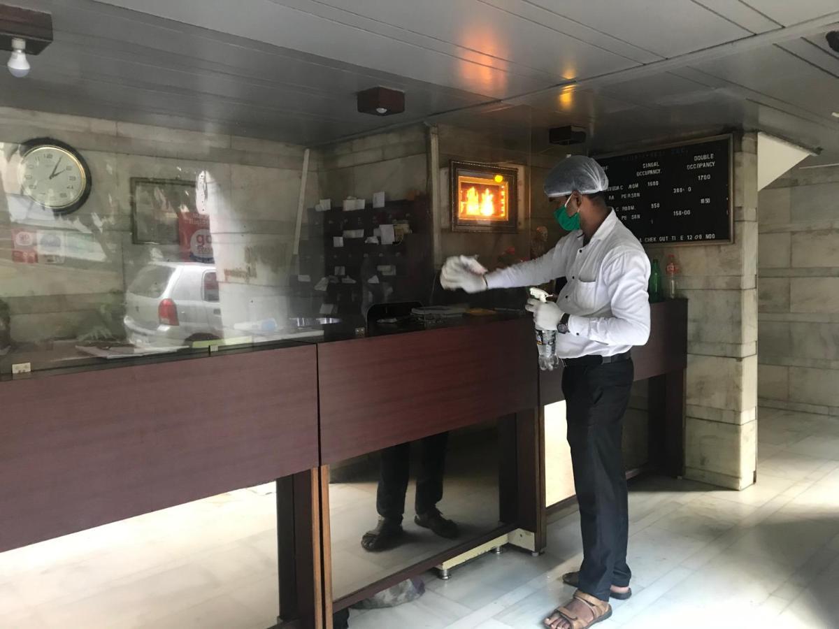 Maurya Residency Hotel Púna Kültér fotó