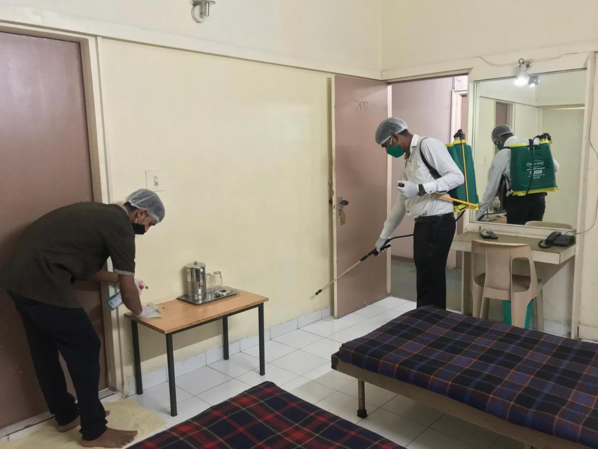 Maurya Residency Hotel Púna Kültér fotó