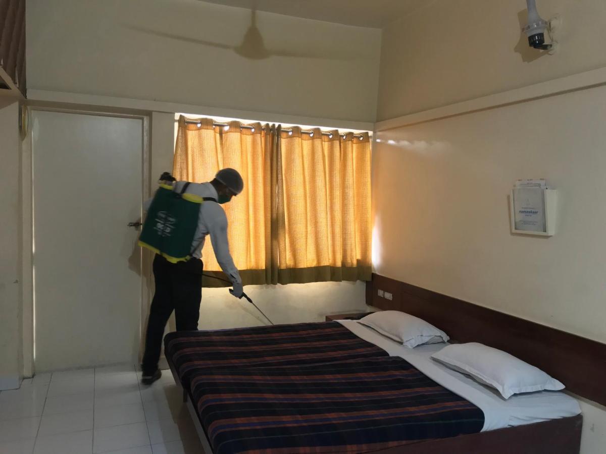 Maurya Residency Hotel Púna Kültér fotó