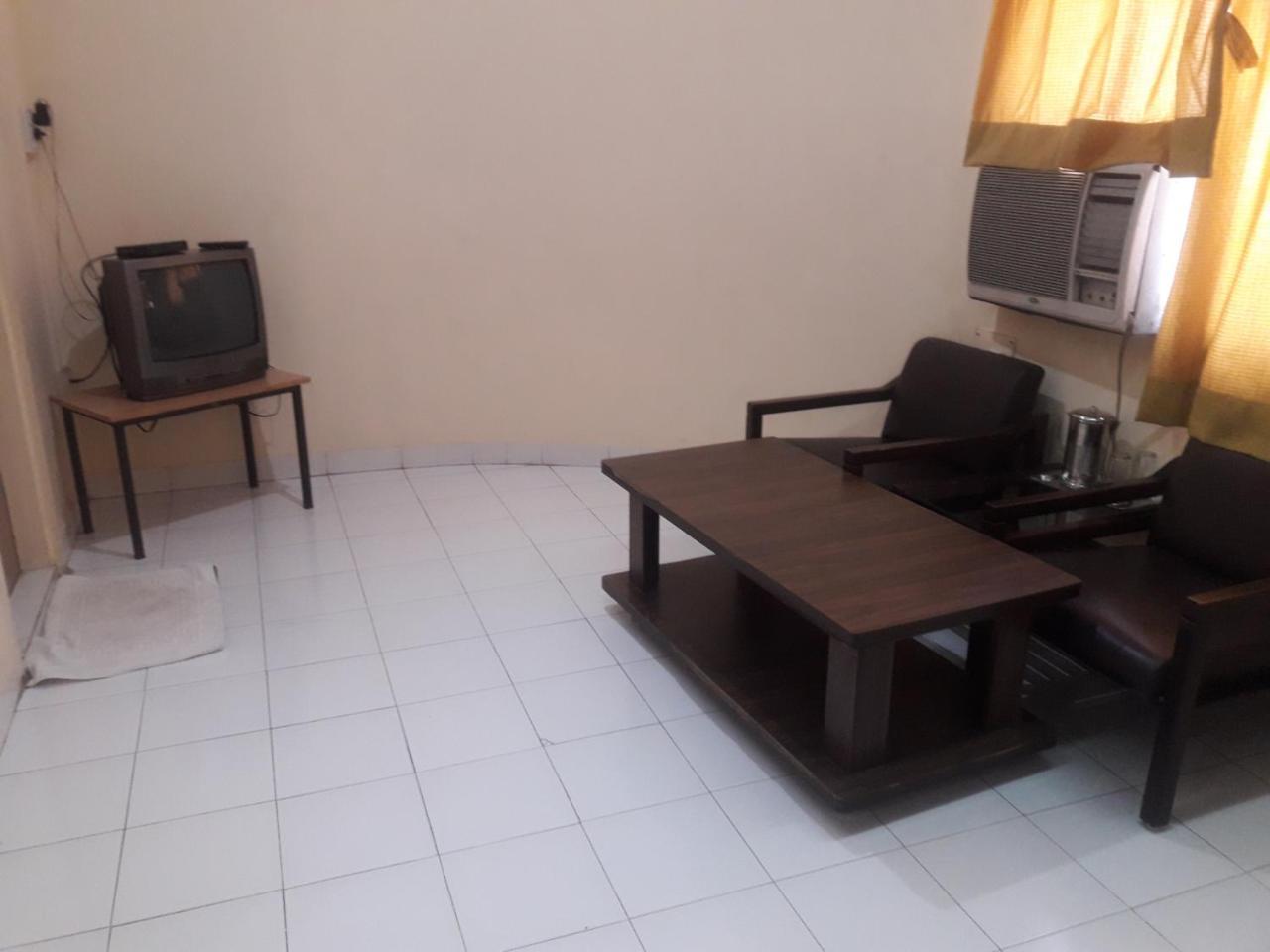 Maurya Residency Hotel Púna Kültér fotó