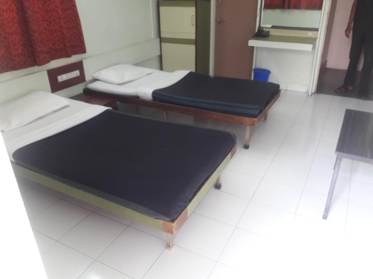Maurya Residency Hotel Púna Kültér fotó