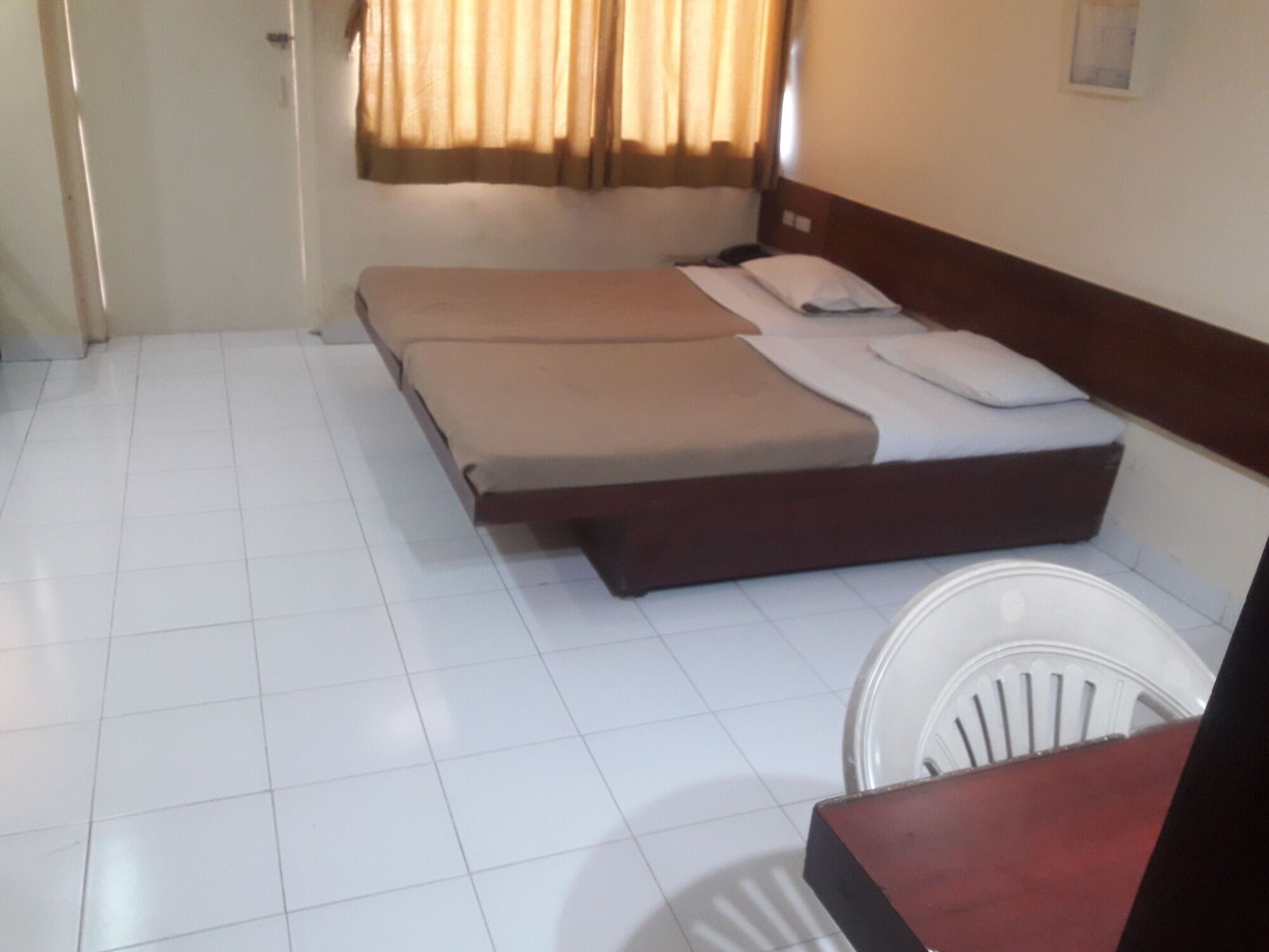 Maurya Residency Hotel Púna Kültér fotó